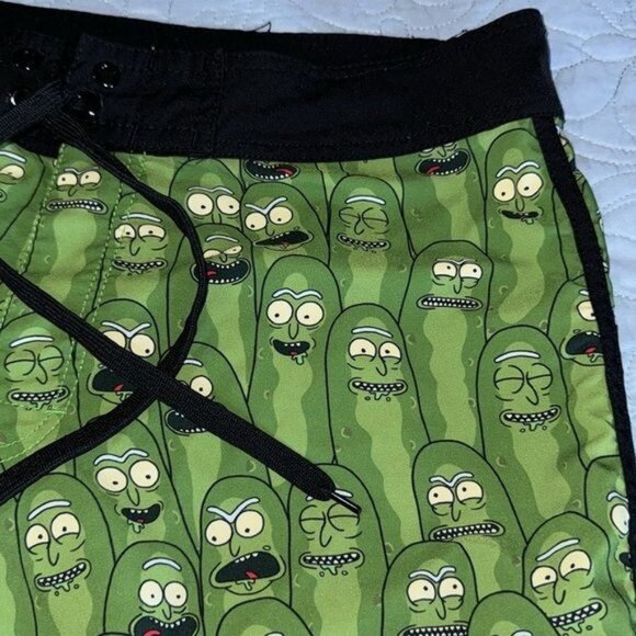 Rick And Morty Pickle Rick Print Mens Athletic Shorts Green Black Trim Size 32 - Picture 2 of 6